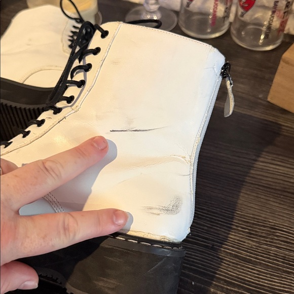 Kendall + Kylie Women's White Faux Leather Hunt2 Combat Lug Sole Boot - Picture 7 of 9